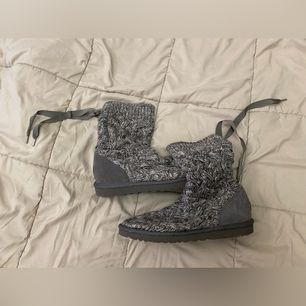 Ugg knitted boots